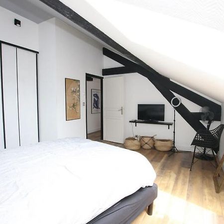Stanislas Central & Jacuzzi Parking Nancy Bagian luar foto